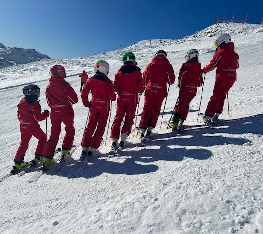 CLUB E.E.E ALTO CAMPOO